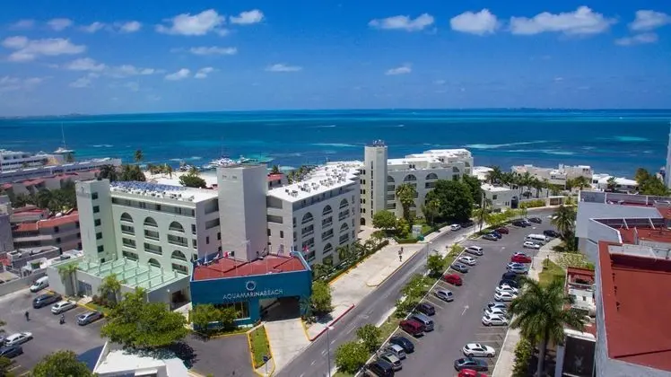 Aquamarinabeach