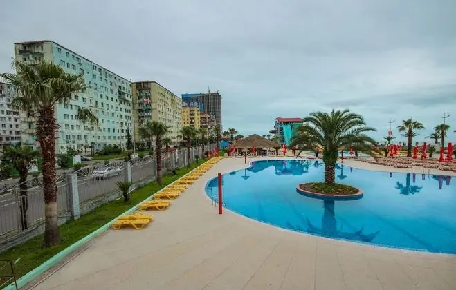 Hotel Aquapark Batumi - Havuz