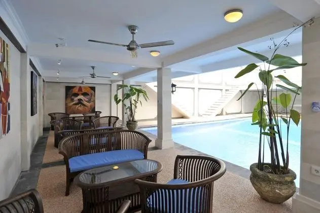 Aquarius Beach Hotel
