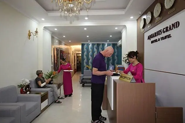 Aquarius Grand Hotel - Lobi