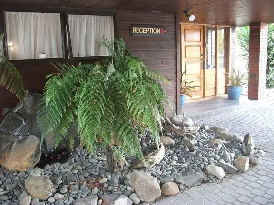 Aquarius Motor Inn - Dış Mekan