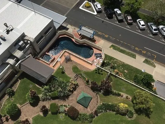 Aquarius Private Apartments - Havuz