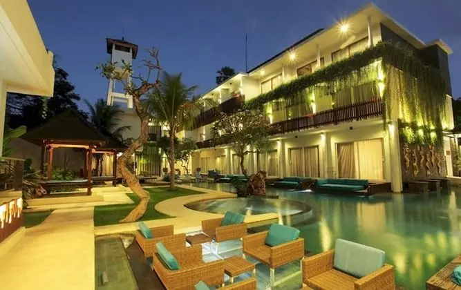 Aquarius Star Hotel