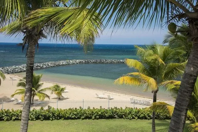 Aquarius Vacation Club at Dorado del Mar - Plaj