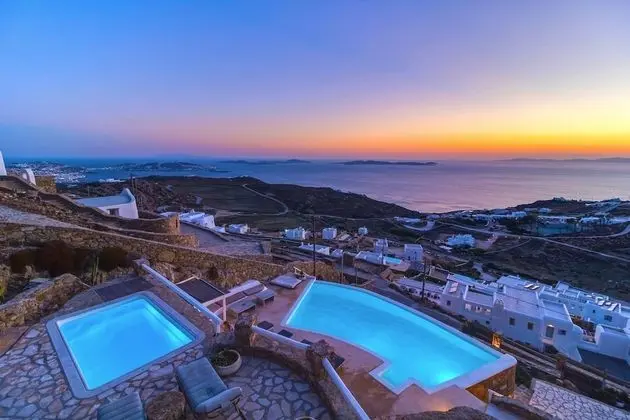 Villa Aquata by Mermaid Luxury Villas - Havuz