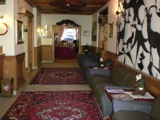 Hotel Aquila - Lobi