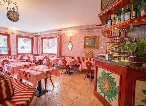 Hotel Aquila - Yerinde Yemek