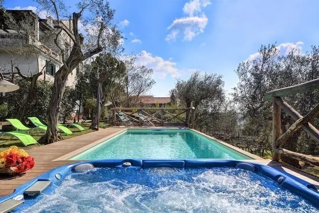 Villa Aragona Historical Enchanting Villa With Pool Garden and Sea Views