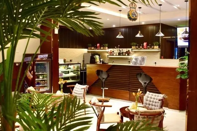 Aral Hotel - Lobi