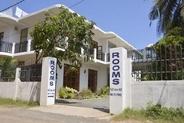 Araliya Blue Beach View Hotel