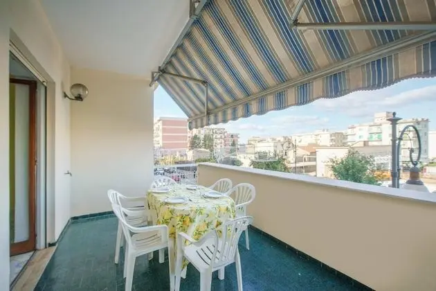 Aranci 77, Sorrento Center