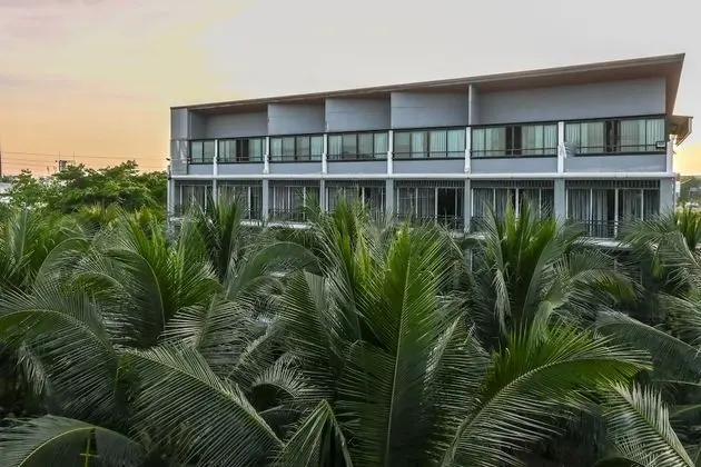 Aranta Airport Hotel