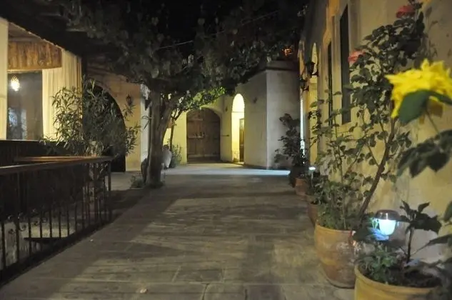 Aravan Evi