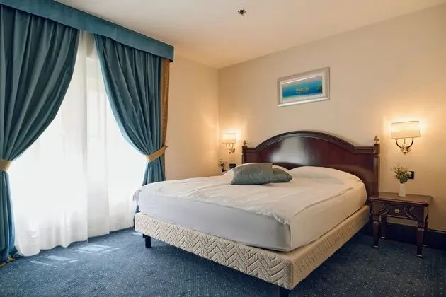 Arbiana Heritage Hotel - Havuz