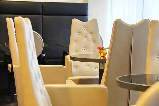 ARCOTEL Onyx Hamburg - Lobi