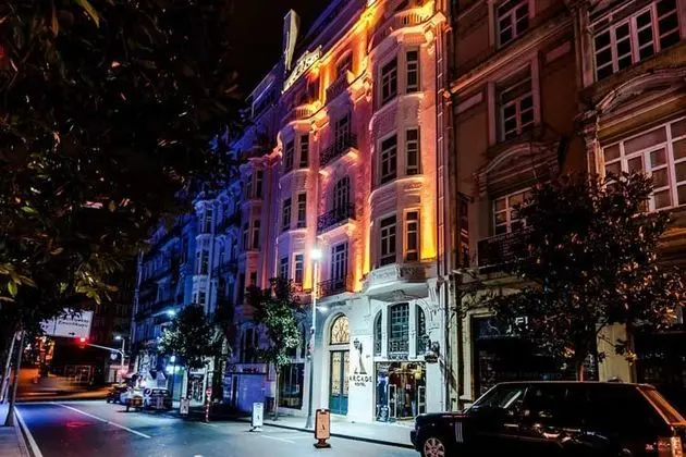 Arcade Hotel
