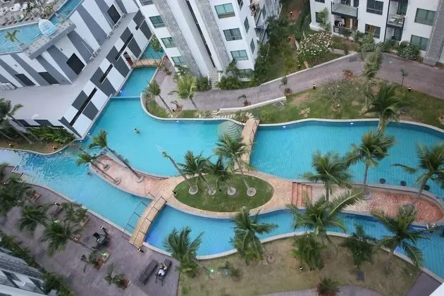 Arcadia beach condo by Jiabo - Havuz