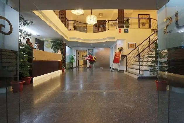 Hotel Arch Plaza - Near Delhi Airport - Lobi