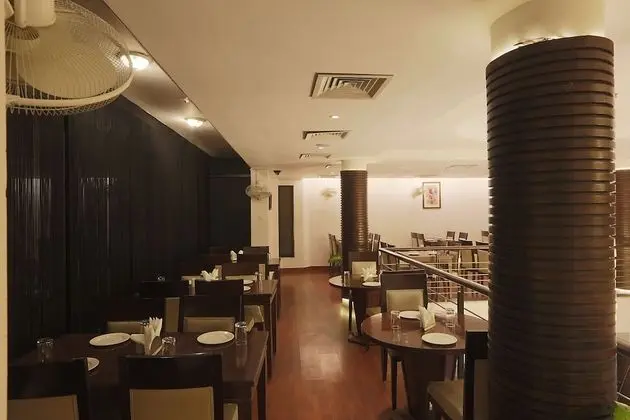 Hotel Arch Plaza - Near Delhi Airport - Yerinde Yemek