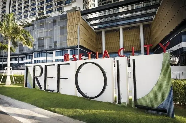 Arch Plus Studio at Trefoil Setia City - Dış Mekan