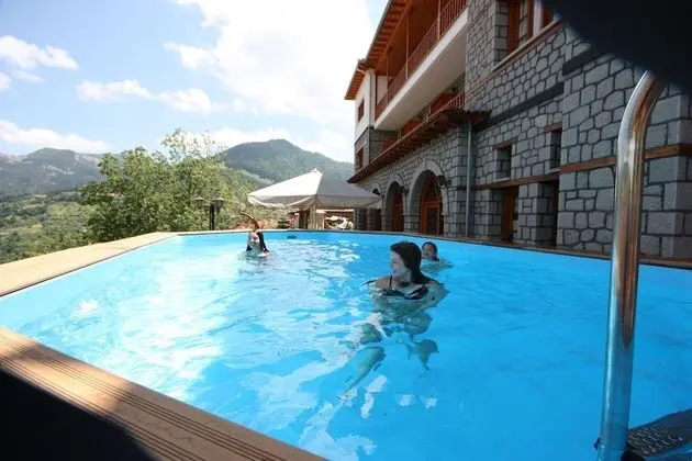 Archontiko Metsovou Boutique Hotel - Havuz