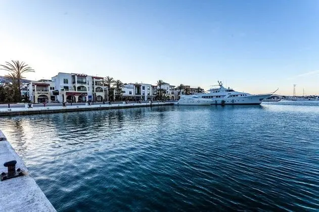 Archway Apartment M1A0P9