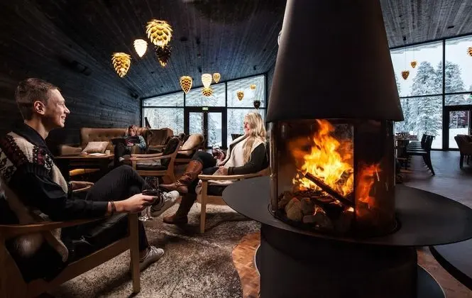 Arctic TreeHouse Hotel - Lobi