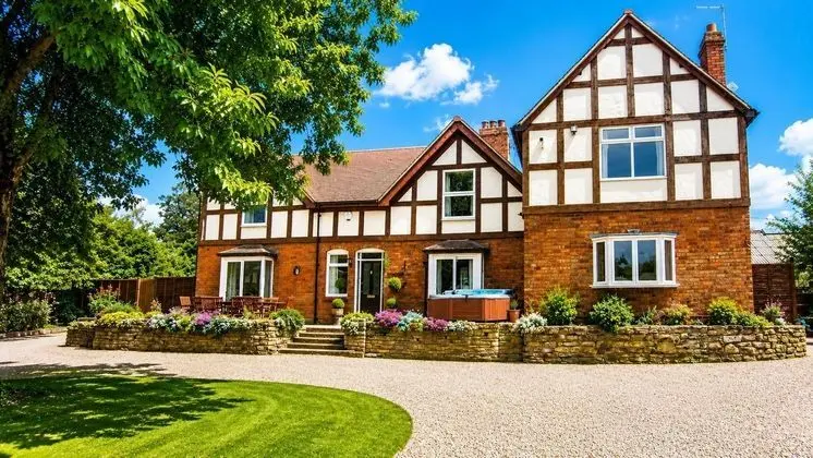 Arden Hill Farm House - Sleeps up to 16 - Snooker Table - HOT TUB - Öne Çıkan Resim