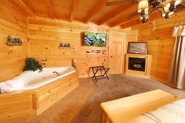 Arden Hill - One Bedroom Cabin - Havuz