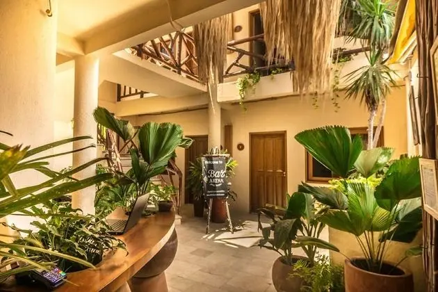 Hotel Arena - Lobi