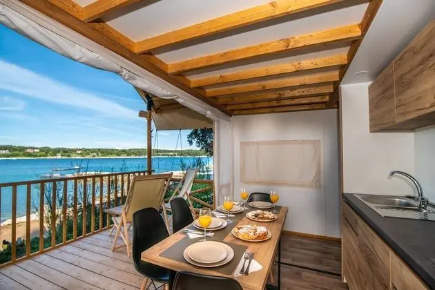 Arena Stoja Camping Homes - Oda