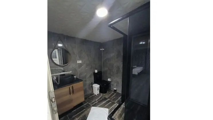 Arena Suit Hotel