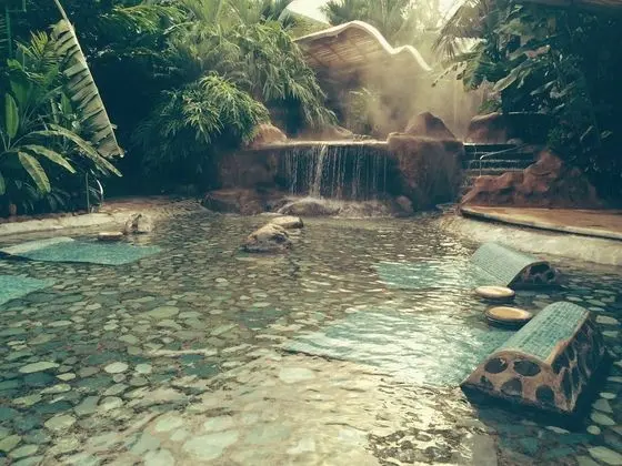 Arenal Poshpacker - Spa