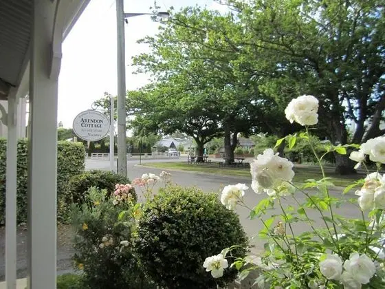 Arendon Cottage - Dış Mekan