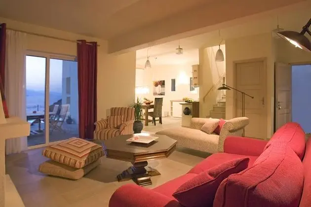 Villa Ares With Private Pool and a Spectacular Seaview 150m From the Beach - Oda Düzeni