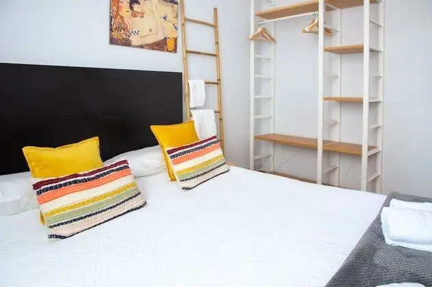 Aresti Old Town by Bilbao Living - Oda