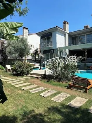 Argente Alaçatı Yetişkin Oteli