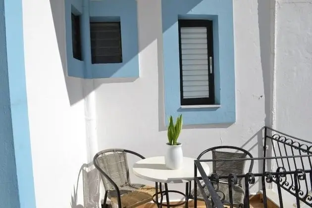 ARGIRO STUDIOS AND APARTMENTS
