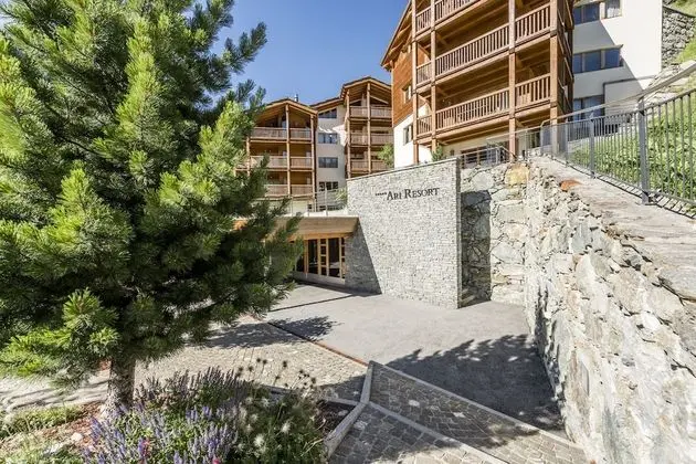 Ari Resort