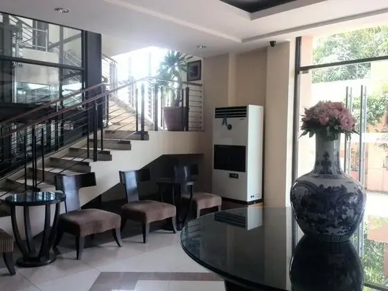 Hotel Ariana - Lobi
