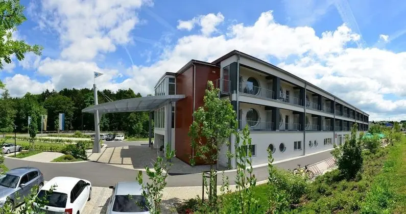 ARIBO Hotel Erbendorf - Dış Mekan