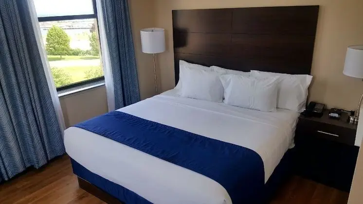 Ariel Broadway Hotel - Oda