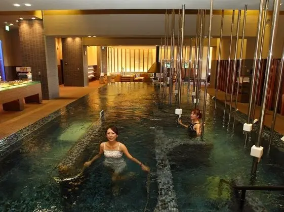 Arima Grand Hotel - Havuz