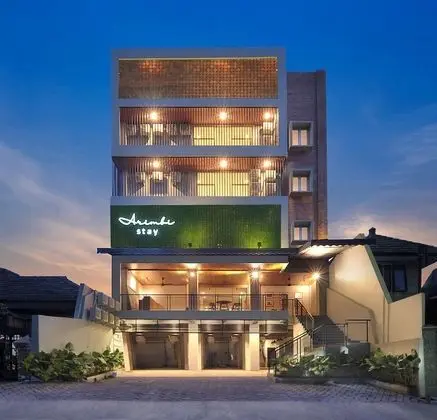 Arimbi Stay Surabaya