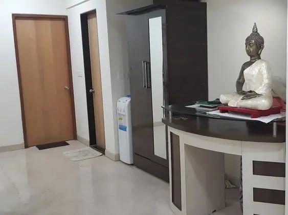 Arista Service Apartments Kalanagar - İç Mekan