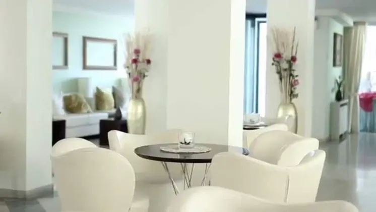 Hotel Aristeo - Lobi