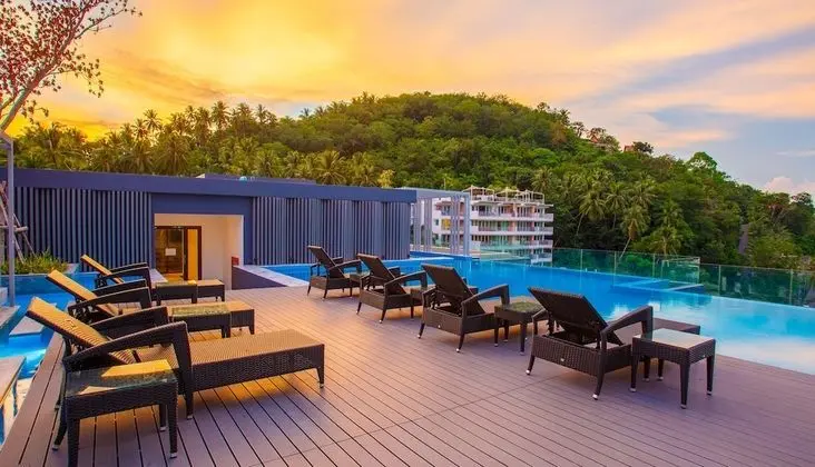 The Aristo Beach by Holy Cow
