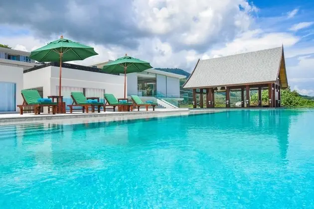 The Aristo Seaview Hotel Patong - Havuz