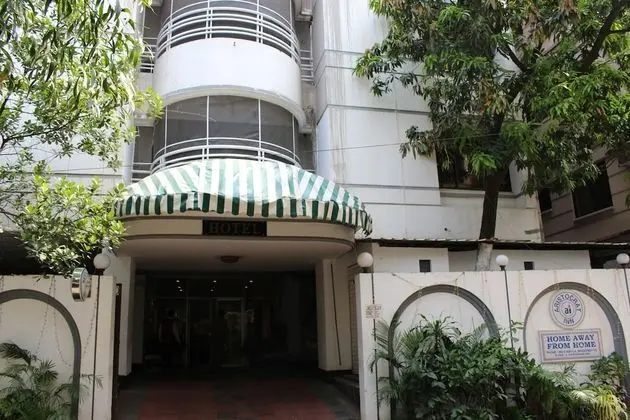 Aristocrat Inn