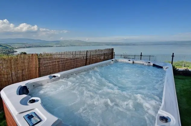 Ariston Luxury Garden Apt W Private Pool - Havuz